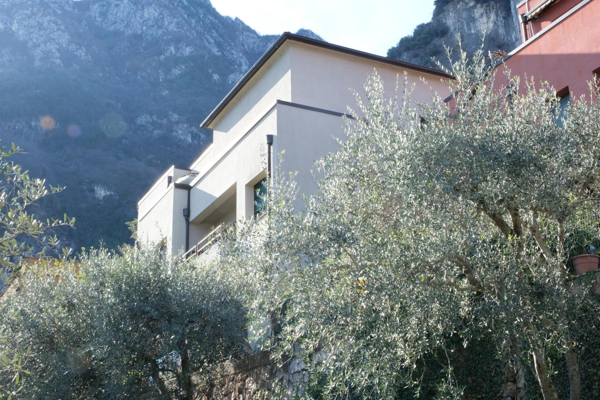 Casa Segantini - Panorama Pool Apartment Gavazzo Nuova Buitenkant foto